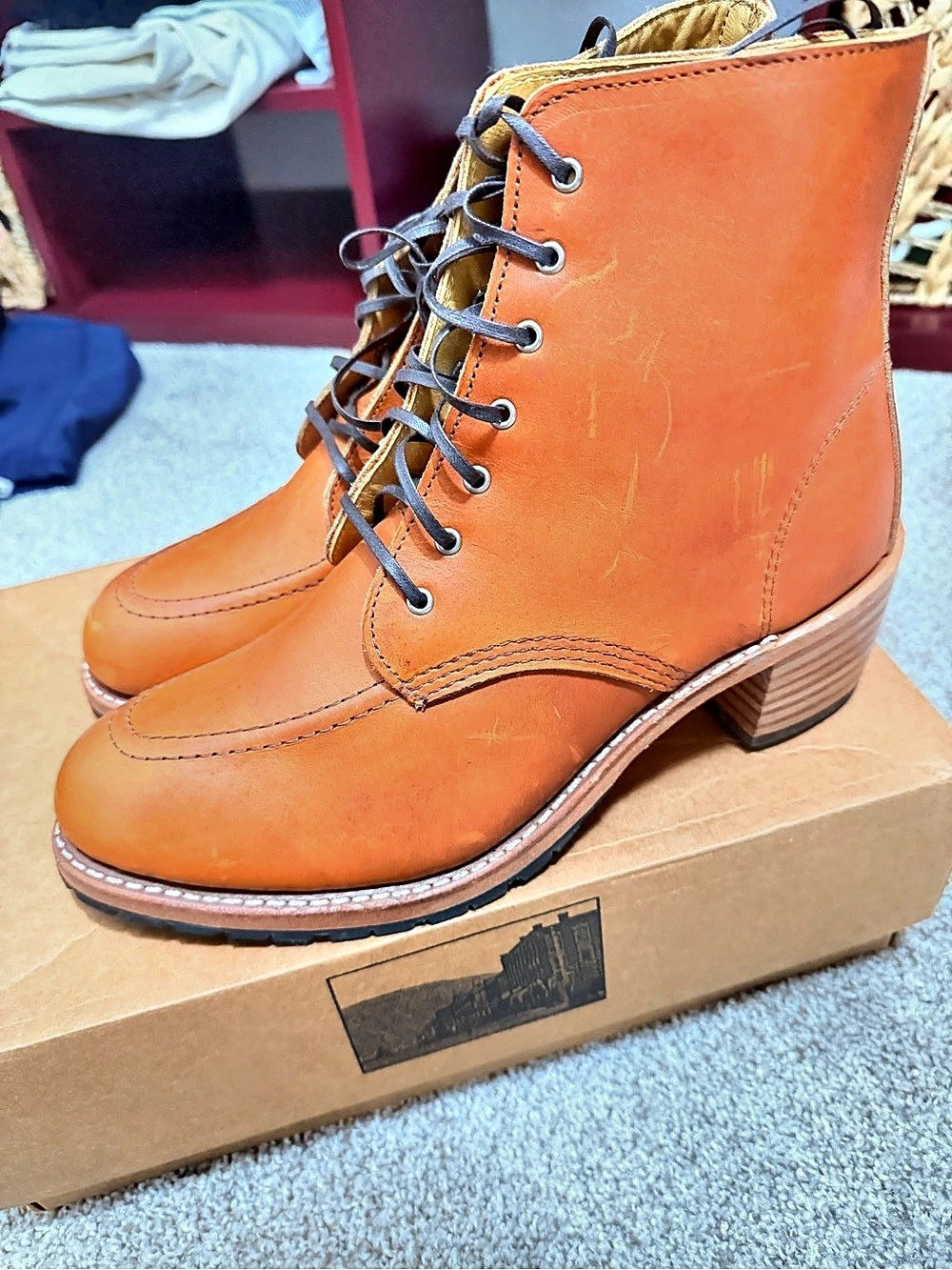 Red Wing Clara Women’s Lace-Up Leather Boots in Oro